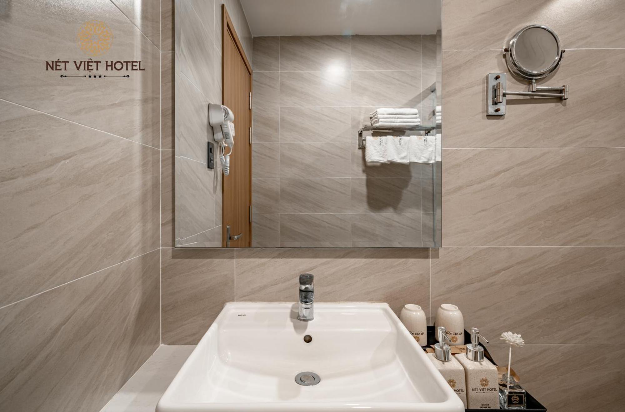 Hotel Net Viet Vincom