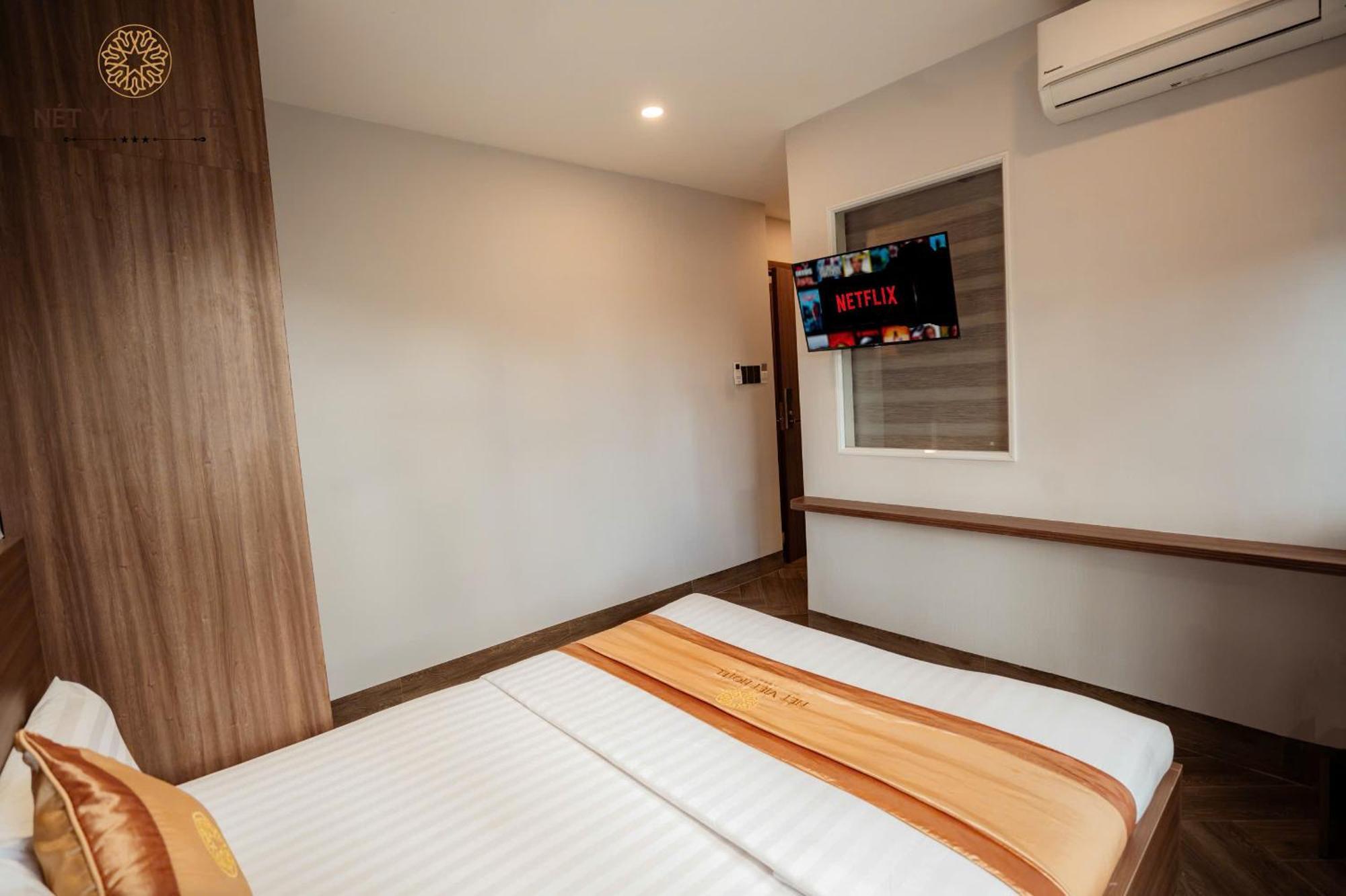 Hotel Net Viet Vincom