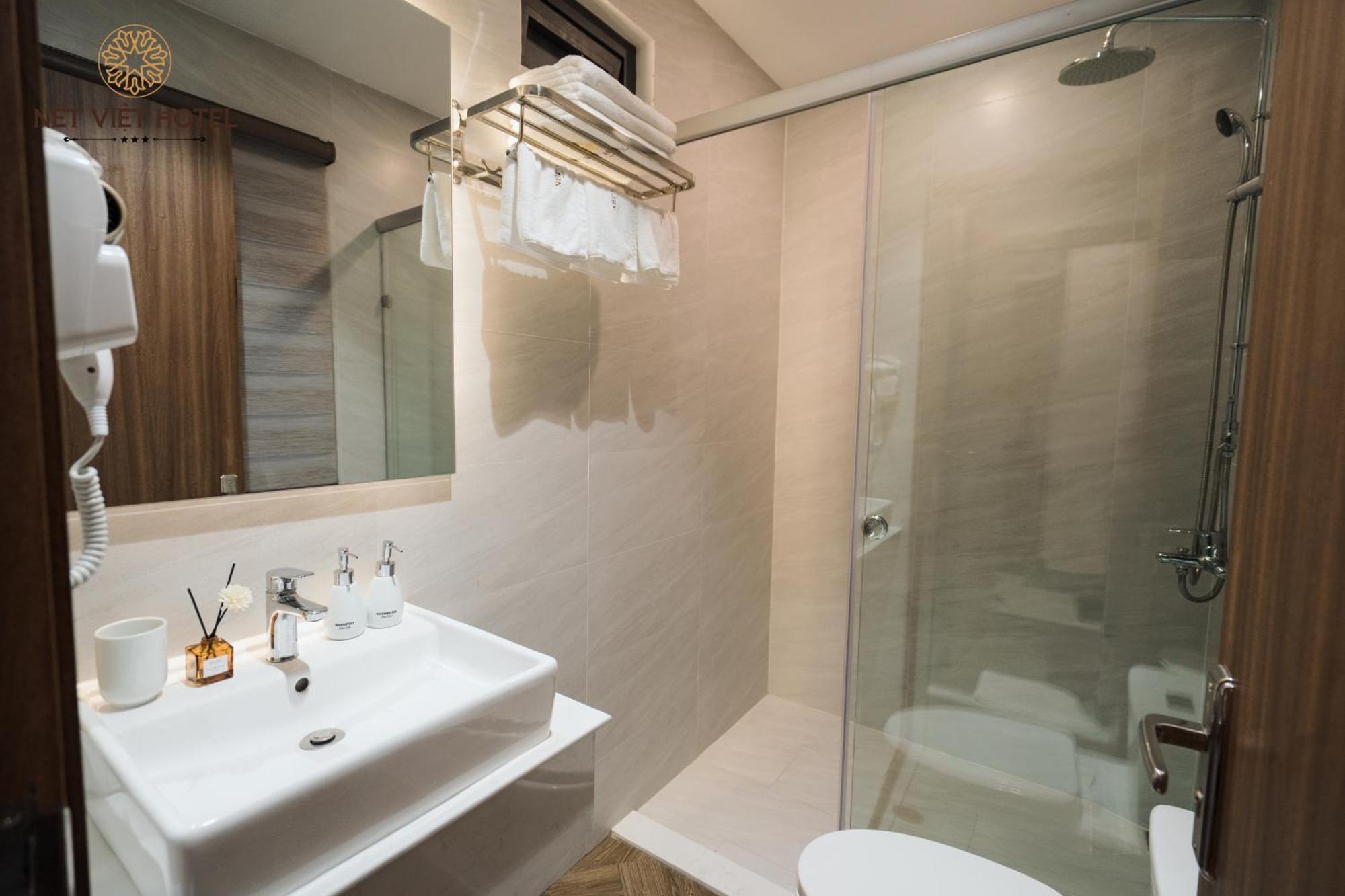 Hotel Net Viet Vincom